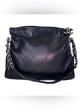 CHANEL ULTIMATE SOFT HOBO IN BLACK QUILTED LAMBSKIN LEATHER